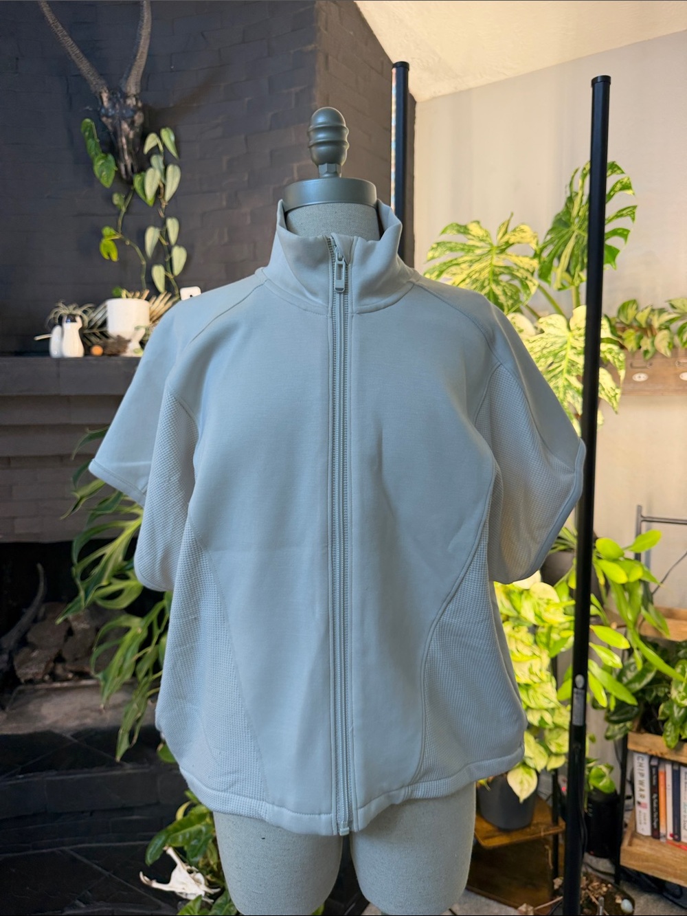 Women's Light Gray Short-Sleeve Zip Bomber Jacket
